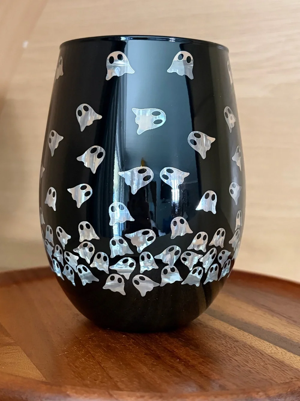 NIB• Ghosts Halloween Themed Stemless Wine Glass